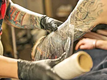 Cuidados de un tatuaje recien hecho