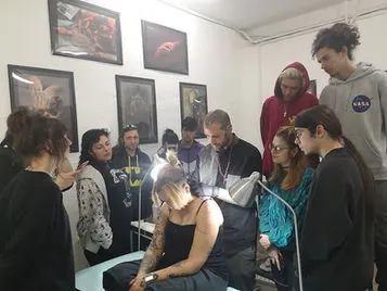 Seminarios de tatuaje de grandes artistas en el master anual