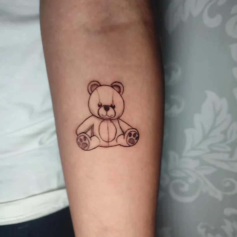 Tatuaje en el antebrazo hecho en ESAP Madrid Tatuaje en el antebrazo hecho en ESAP Madrid