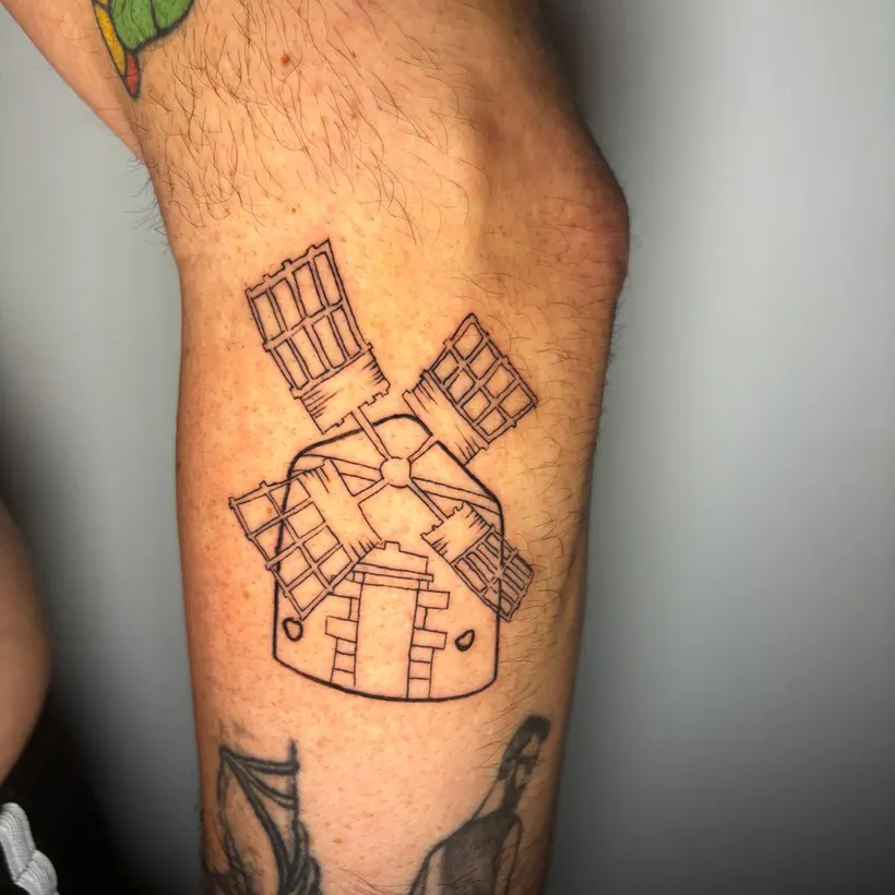 Tatuaje en el brazo hecho en ESAP Madrid