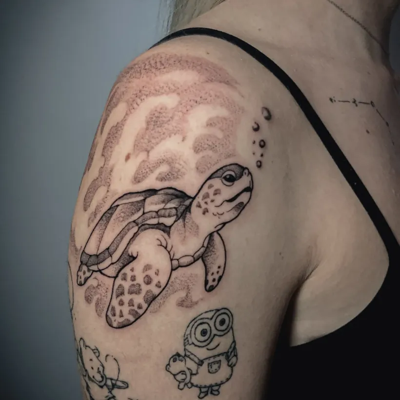 Tatuaje en el brazo hecho en ESAP Madrid